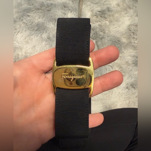 Salvatore Ferragamo black suede handbag with bow accent - Picture 6 of 6